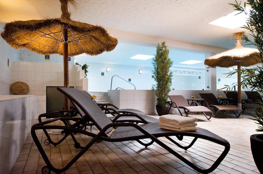 Weinhotel St. Stephanus 젤틴겐라티그 외부 사진